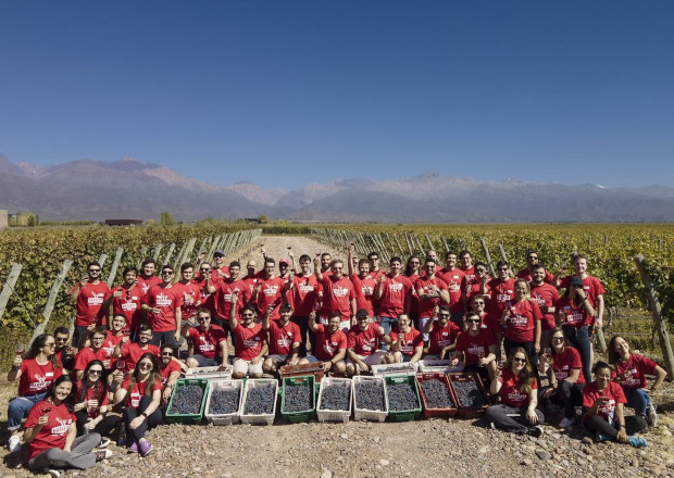 Grupo de excursão em viagem à Mendoza, na Argentina